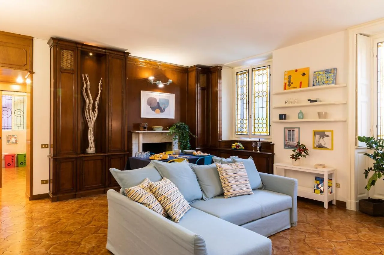 Casagrande 1920 Apartment Milan